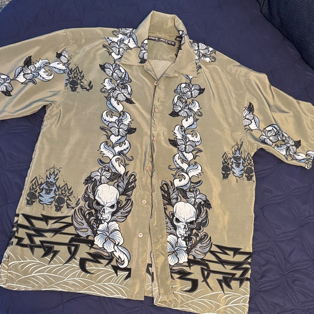 Men's Skull Print Button-Up Shirt - Green and Black